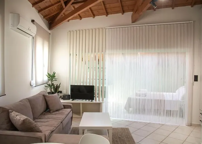 Z Home Chios